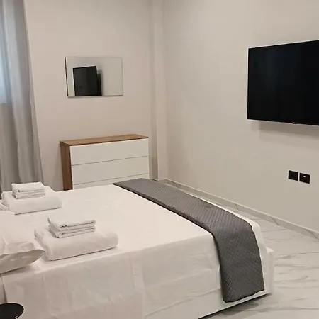 Apartment Noemi's House With 2 Bedrooms Italian Dream *